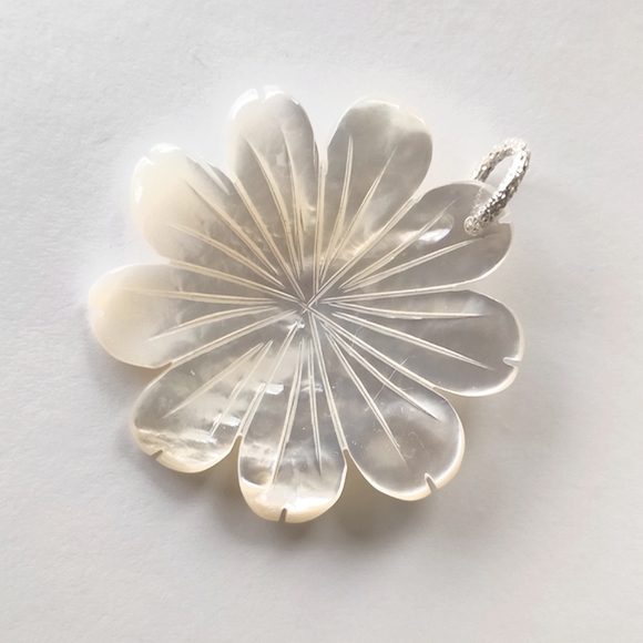 Gorgeous Carved Flower Natural Mother of Pearl Sterling Silver Pendant - Picture 8 of 16